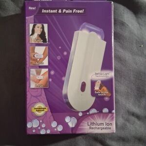 Portable White Personal Hair Removal Device - White